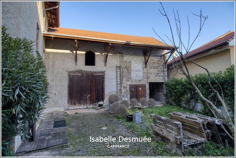 Maison de village - 104 m² - 4 pièces