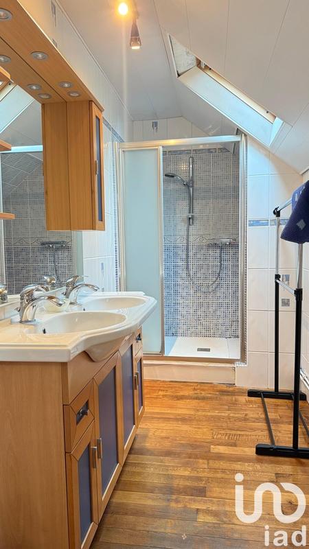 Maison de campagne - 300 m² - 10 pièces