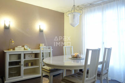 Appartement - 170 m² - 3 pièces