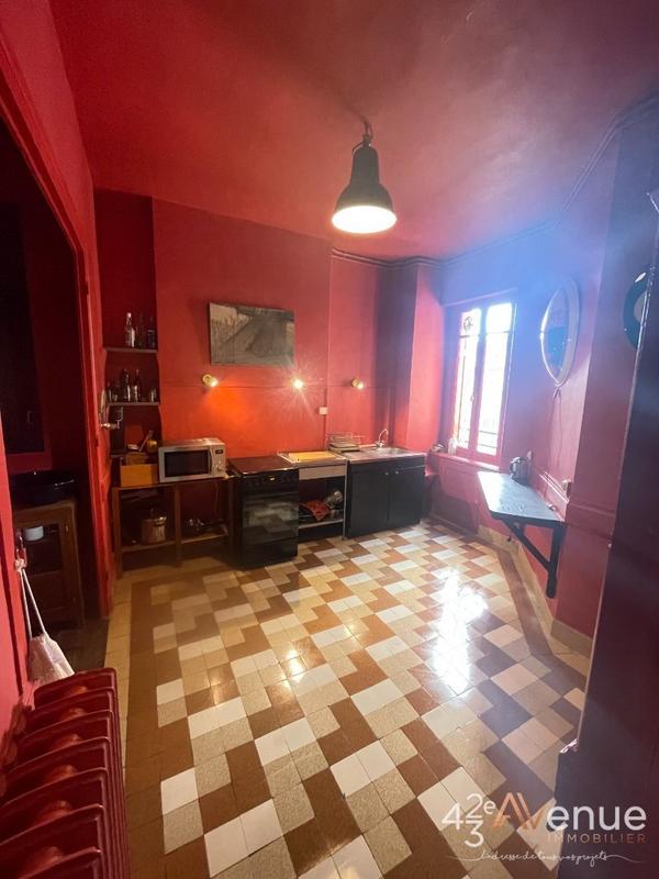 Appartement - 91 m² - 5 pièces