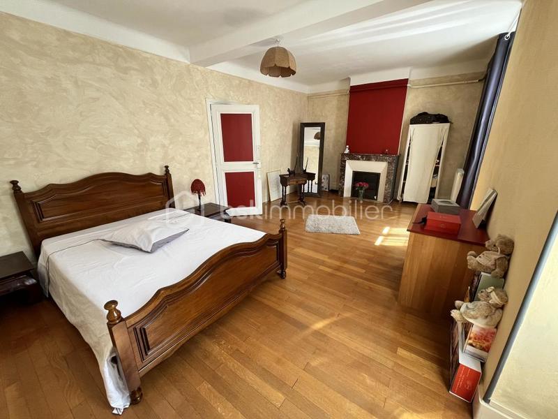 Maison de ville - 196 m² - 7 pièces