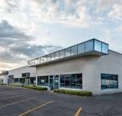 Local commercial - 399 m² - 2 pièces