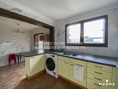 Chambre - 12 m² - 8 pièces