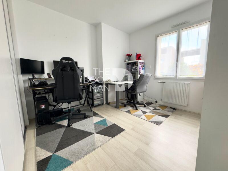 Maison - 93 m² - 4 pièces