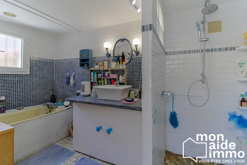 Maison traditionnelle - 135 m² - 5 pièces