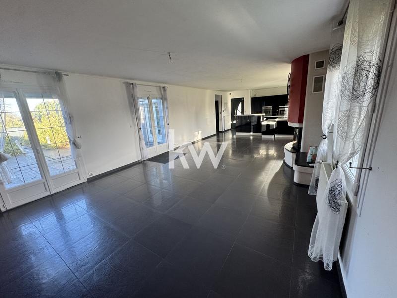 Maison - 148 m² - 6 pièces