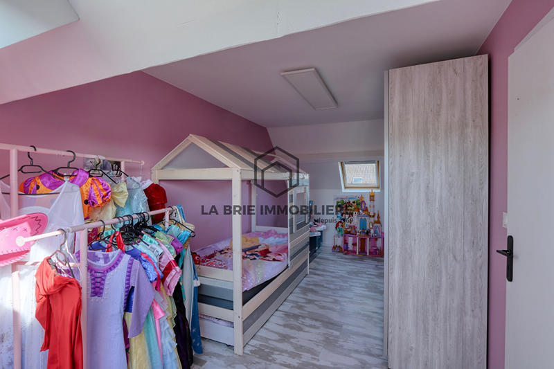 Maison - 160 m² - 6 pièces