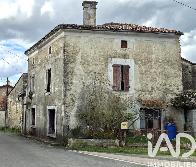 Maison de village - 90 m² - 4 pièces