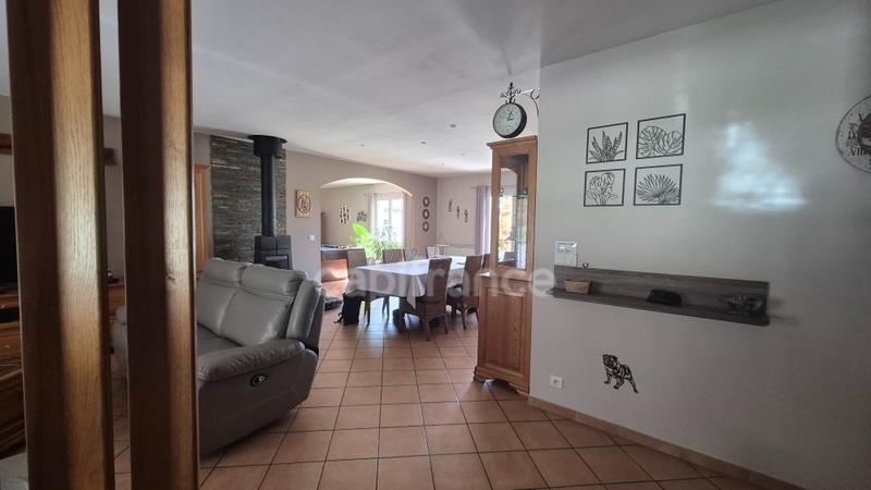 Maison - 188 m² - 6 pièces