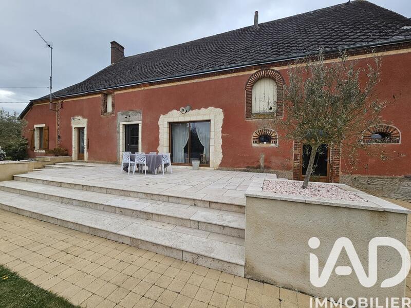 Maison de campagne - 219 m² - 8 pièces