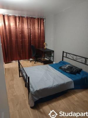 Chambre - 10 m² - 1 pièce