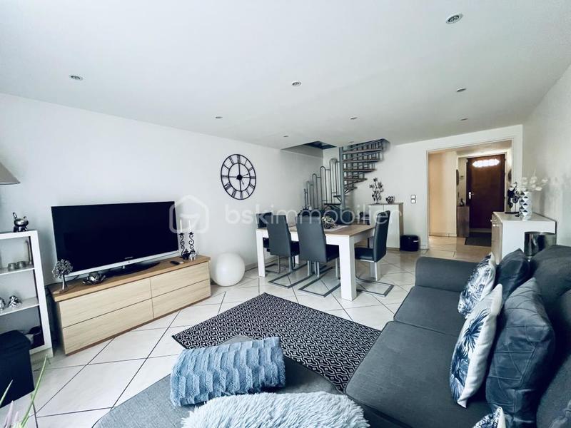 Maison - 100 m² - 5 pièces