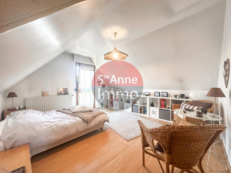 Maison - 195 m² - 11 pièces