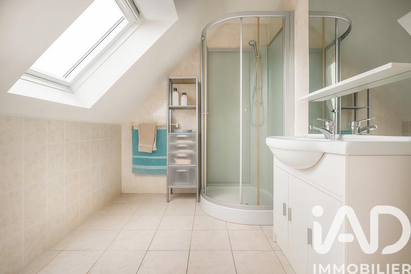 Maison - 105 m² - 6 pièces