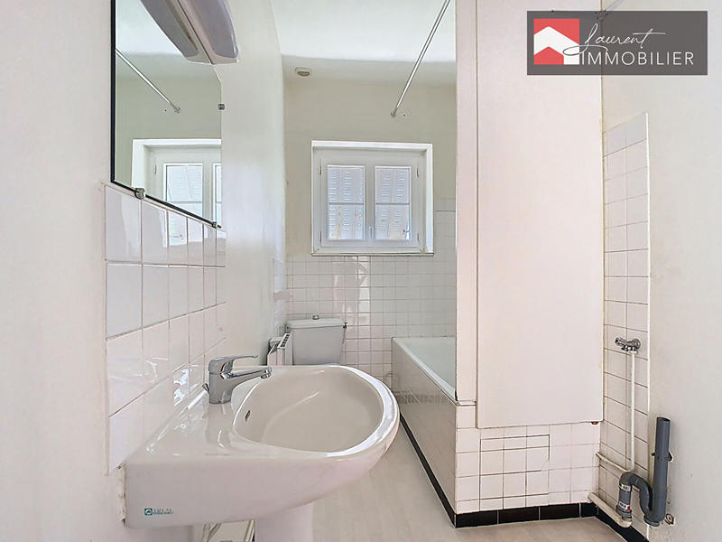 Maison - 187 m² - 7 pièces