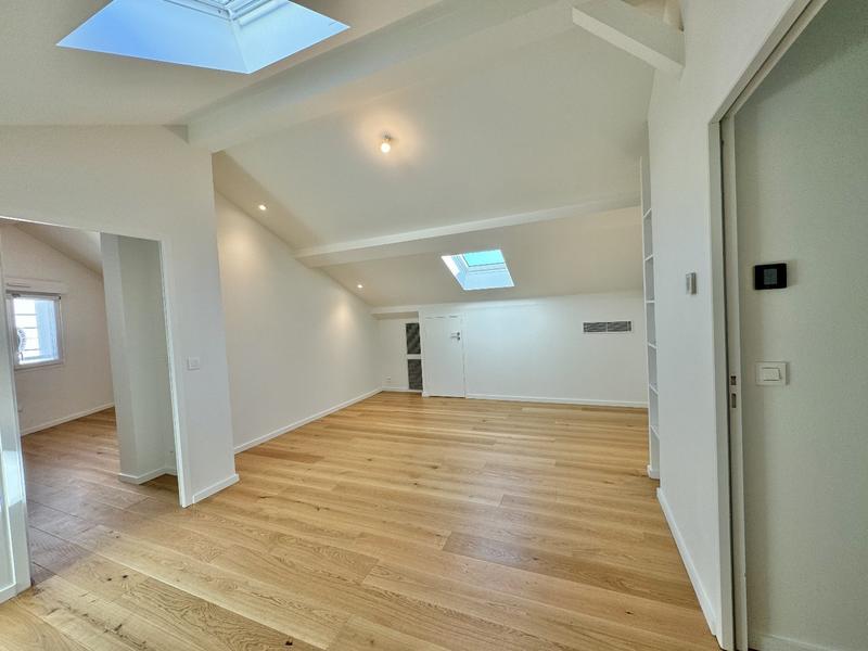 Maison - 192 m² - 8 pièces