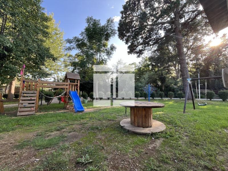 Châlet - 30 m² - 3 pièces