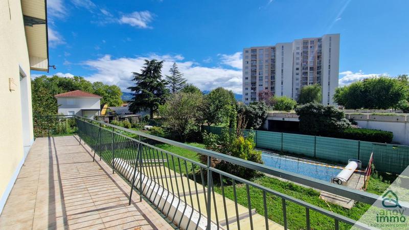 Maison - 177 m² - 7 pièces