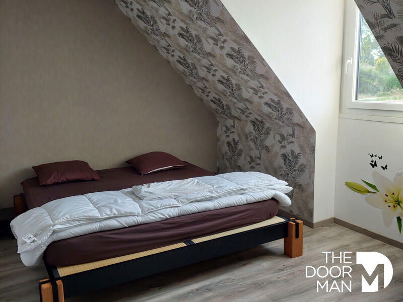 Maison - 330 m² - 11 pièces