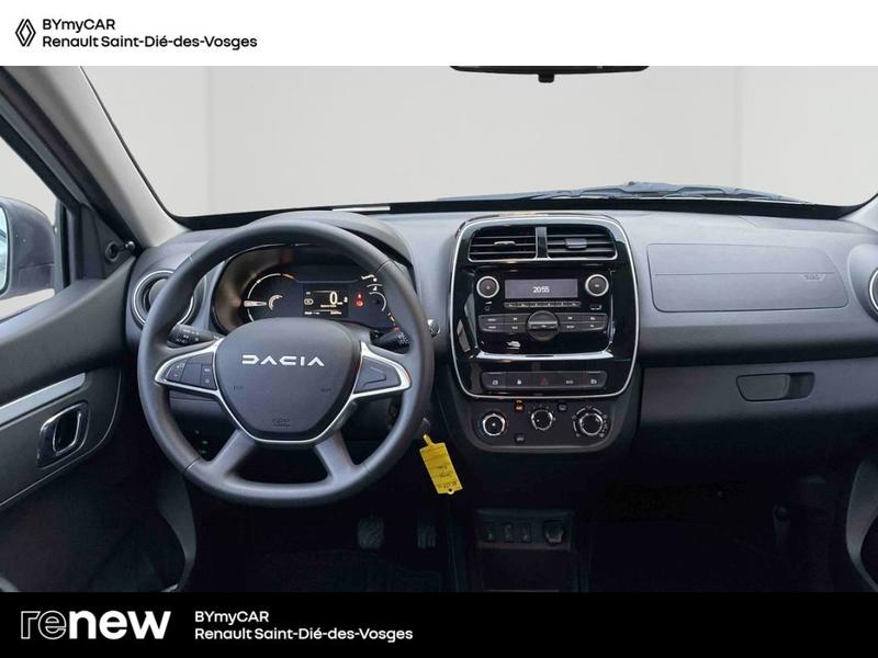 Dacia Spring Essential -23b