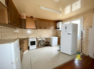 Appartement - 94 m² - 5 pièces