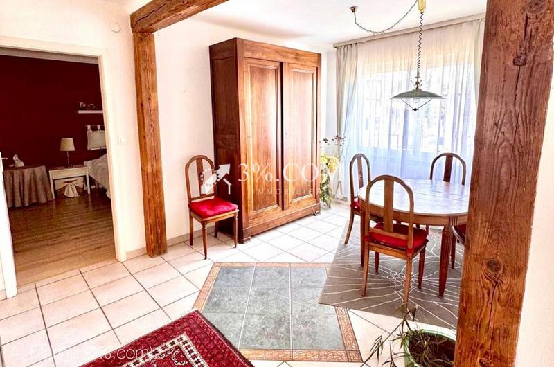 Demeure - 140 m² - 6 pièces