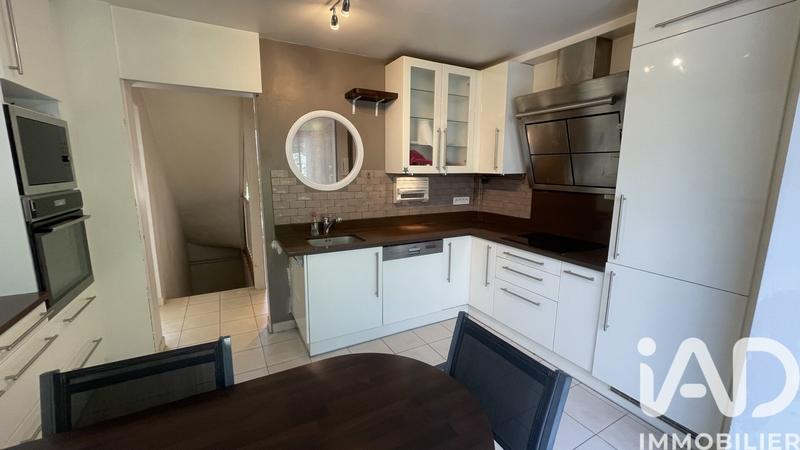 Maison - 138 m² - 6 pièces