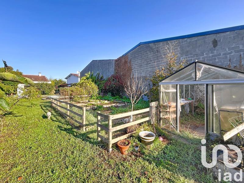 Maison - 260 m² - 5 pièces