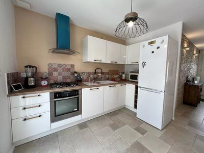 Maison - 83 m² - 4 pièces