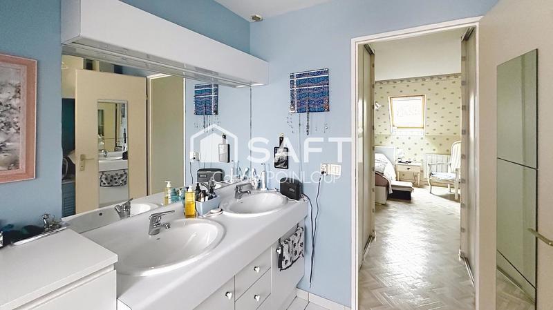 Maison - 138 m² - 7 pièces