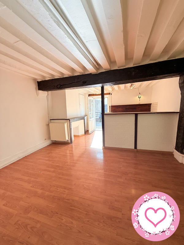 Local commercial - 133 m² - 7 pièces