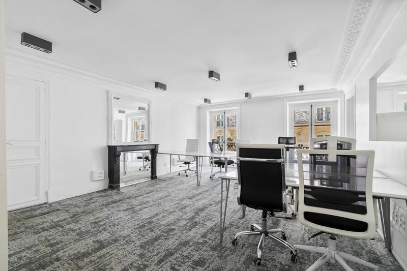 Bureau - 142 m² - 5 pièces