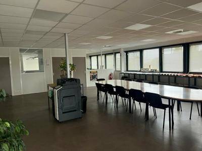 Local d'activité / Entrepôt - 1 000 m²