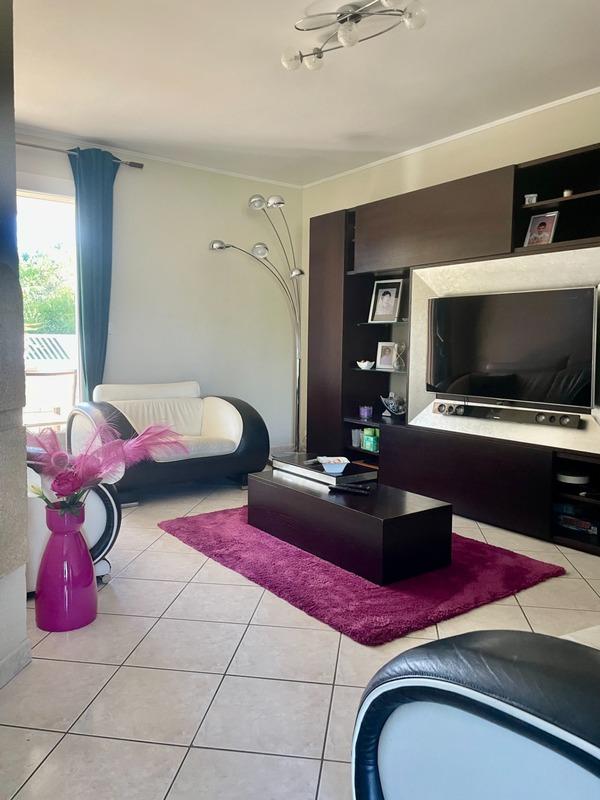 Maison - 107 m² - 6 pièces