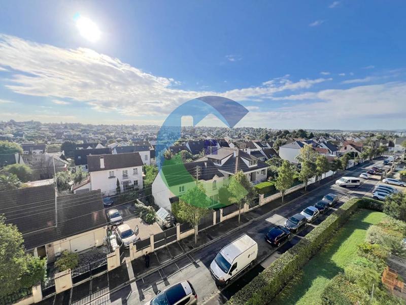 Appartement - 83 m² - 5 pièces