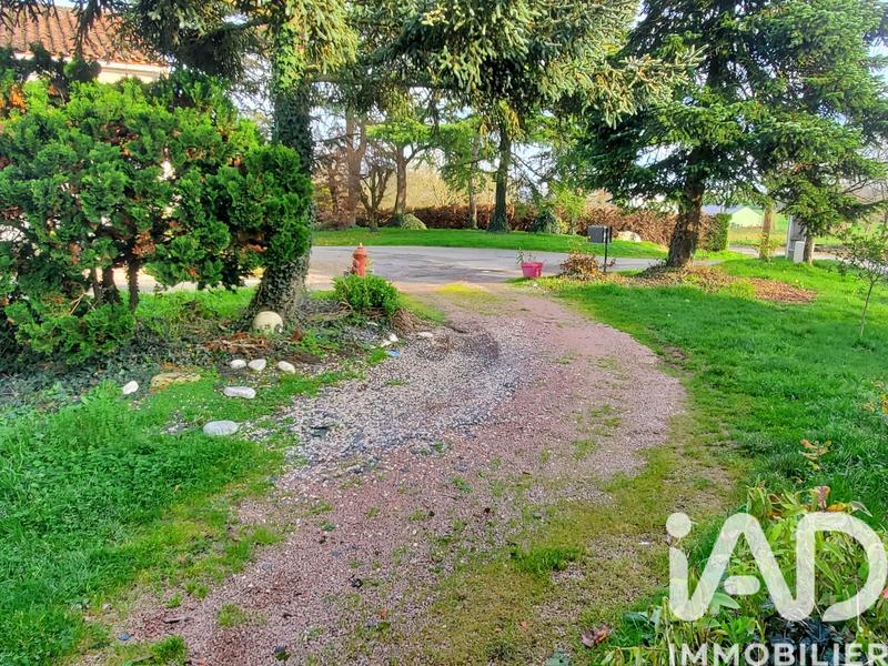 Maison - 187 m² - 8 pièces