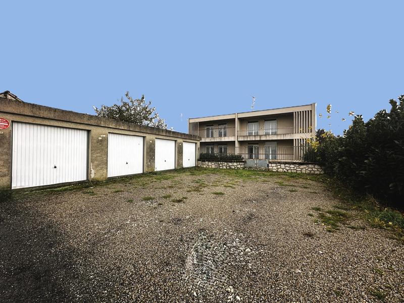 Maison - 231 m² - 10 pièces