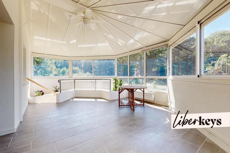 Maison - 320 m² - 7 pièces