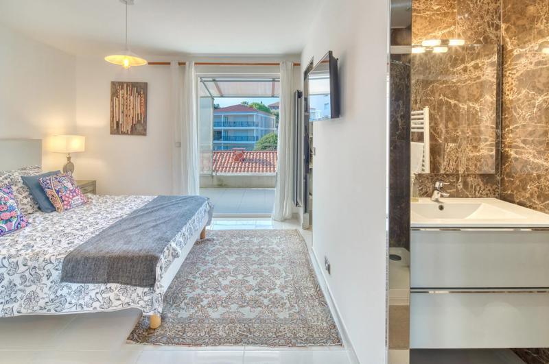 Appartement - 94 m² - 3 pièces