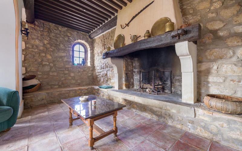 Maison en pierre - 256 m² - 8 pièces