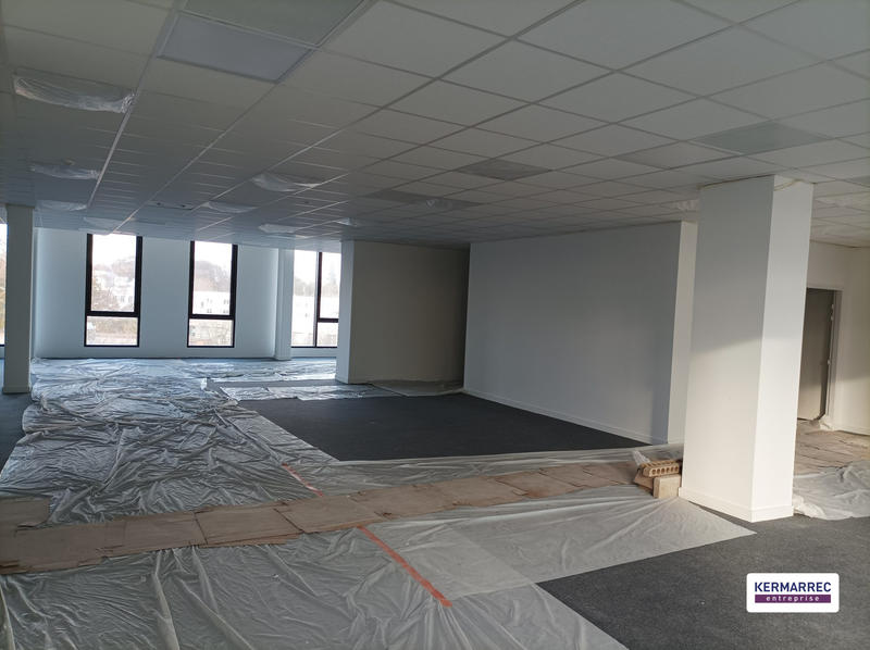 Bureau - 256 m² - 1 pièce