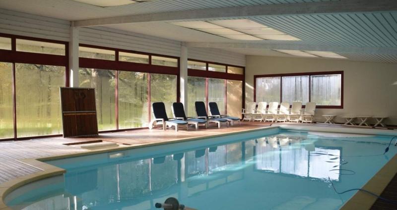 Manoir - 1 100 m² - 30 pièces