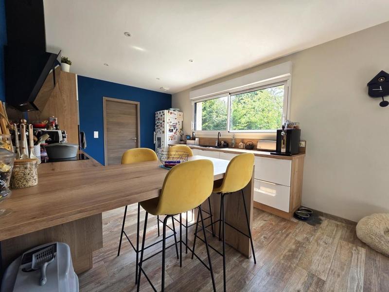 Maison - 145 m² - 8 pièces