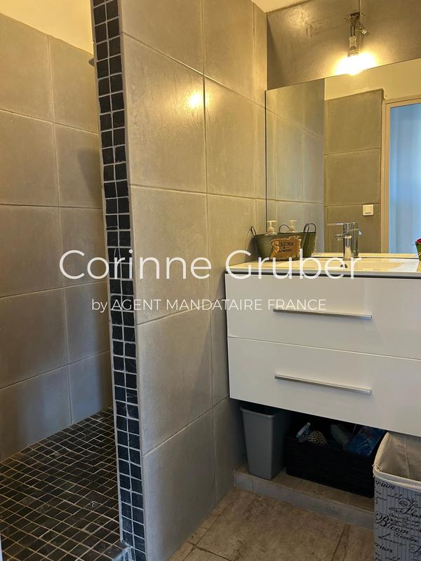 Maison - 192 m² - 5 pièces