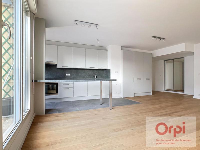 Appartement - 97 m² - 4 pièces