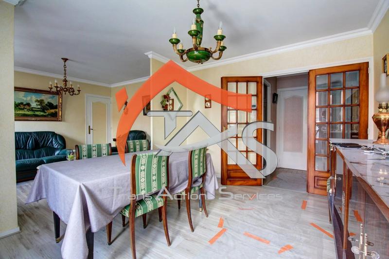 Appartement - 80 m² - 3 pièces