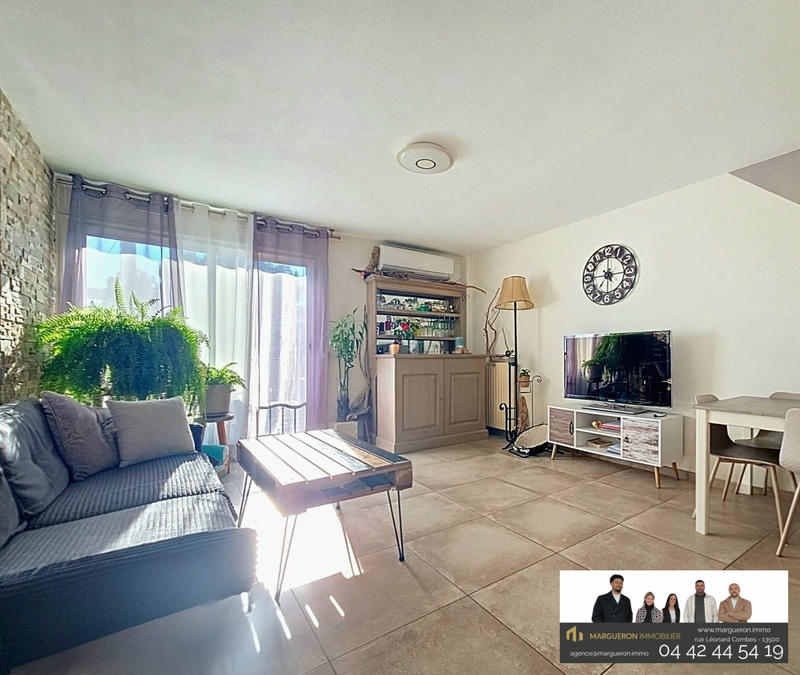 Appartement - 98 m² - 5 pièces