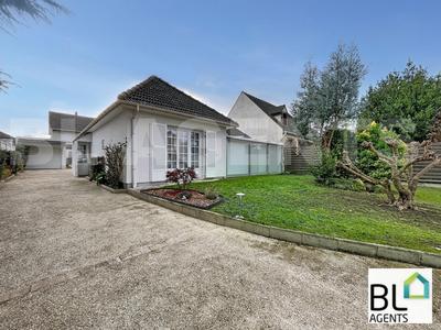 Pavillon - 102 m² - 6 pièces