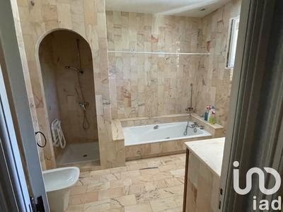 Maison - 187 m² - 7 pièces