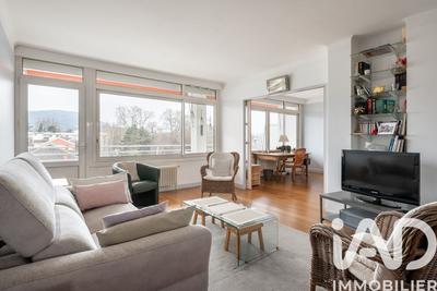 Appartement - 87 m² - 3 pièces